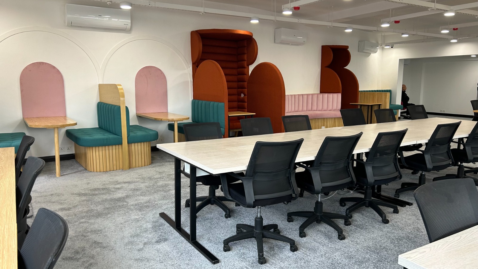 Discover the best coworking space in Lahore for 2026. QuickOffice offers prime locations, high-speed internet, flexibility, and a focused work vibe.