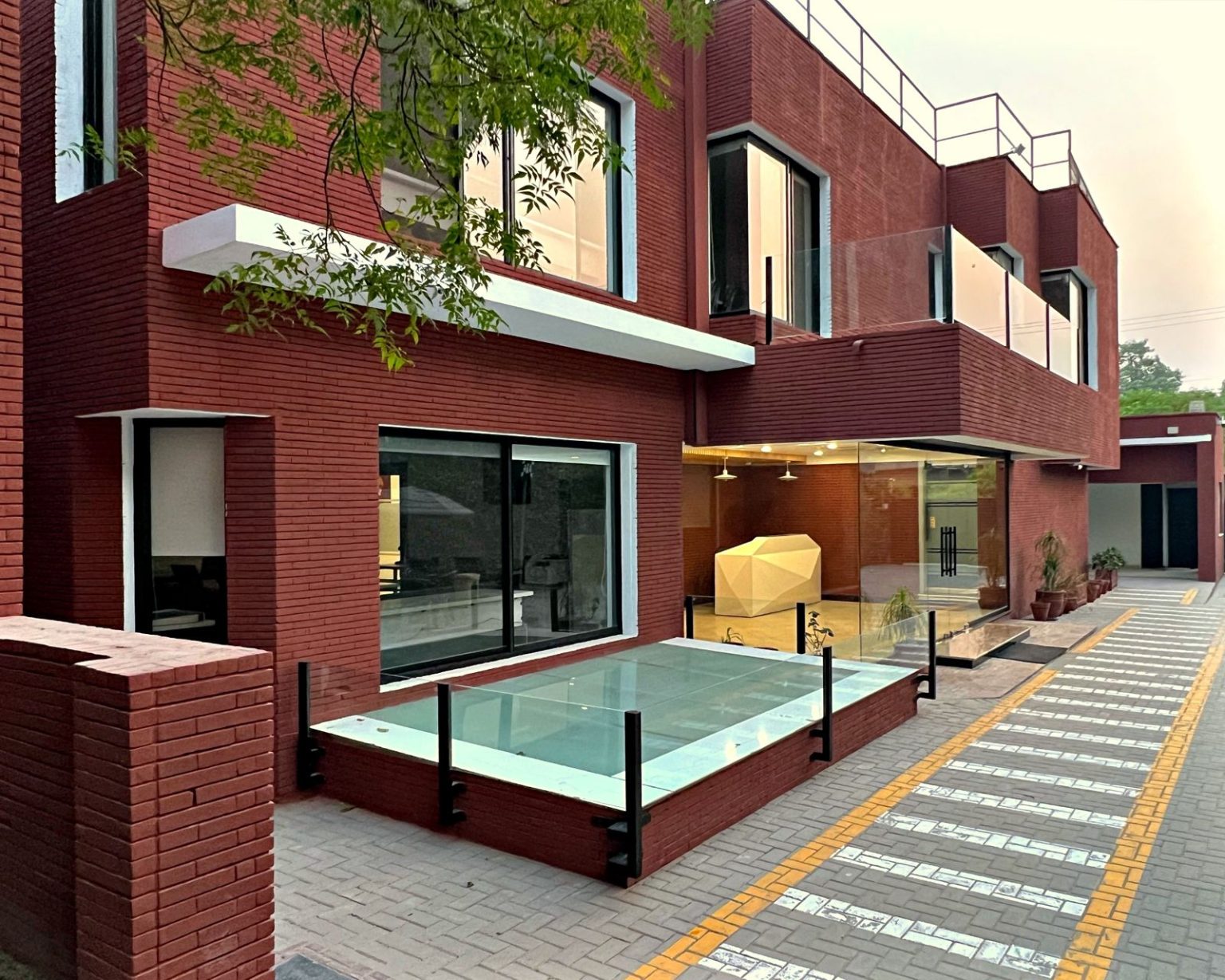 Discover the best coworking space in Lahore for 2026. QuickOffice offers prime locations, high-speed internet, flexibility, and a focused work vibe.